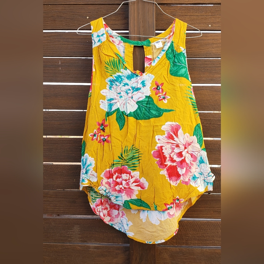 Old Navy Yellow Asymmetrical Cut Out Tank Top